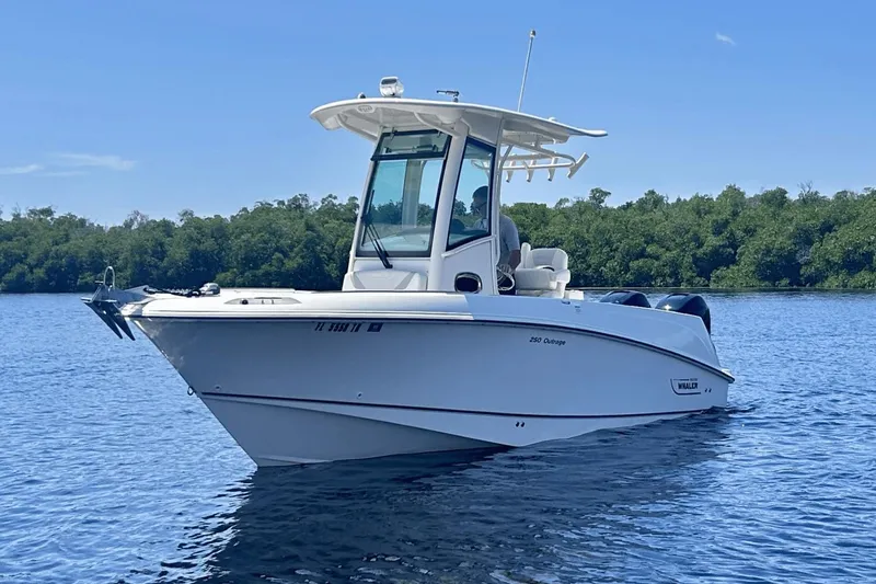 Slide: The Image of Boston Whaler 250 Outrage 2014 - 33