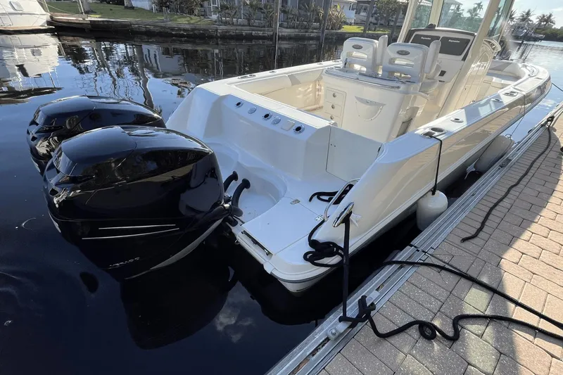 Slide: The Image of Boston Whaler 250 Outrage 2014 - 5