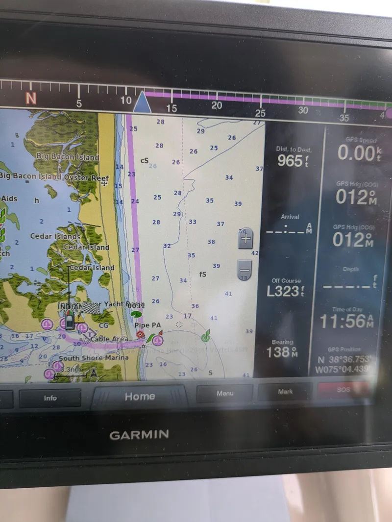 Slide: The Image of Garmin marine GPS display on a 2004 Sea Ray 360 Sundancer boat. - 15