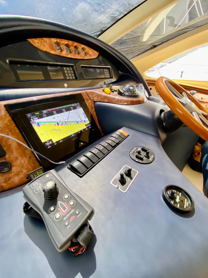 Slide: The Image of Azimut 55 2002 - 50