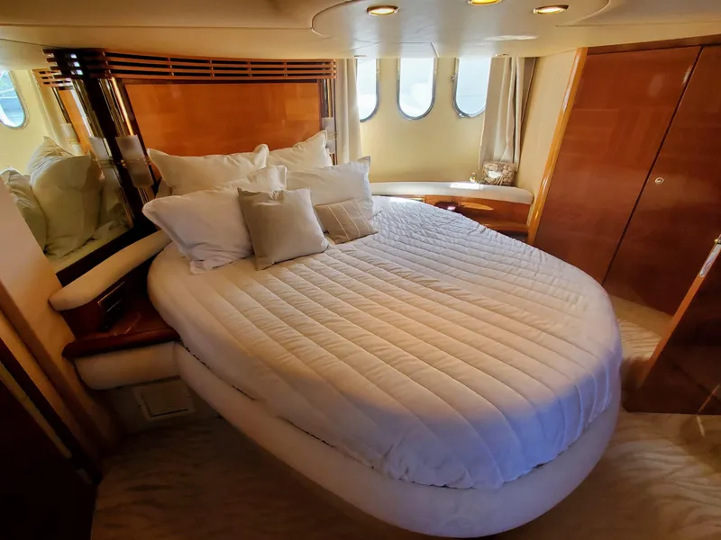 Slide: The Image of Azimut 55 2002 - 58