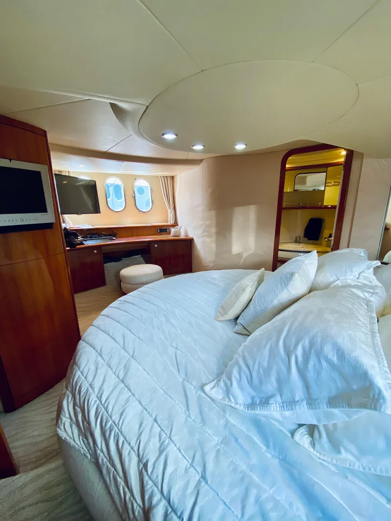 Slide: The Image of Azimut 55 2002 - 60