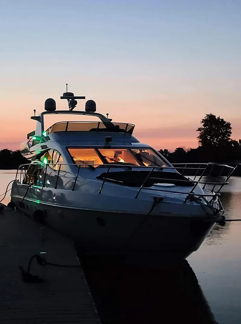 Slide: The Image of Azimut 55 2002 - 64