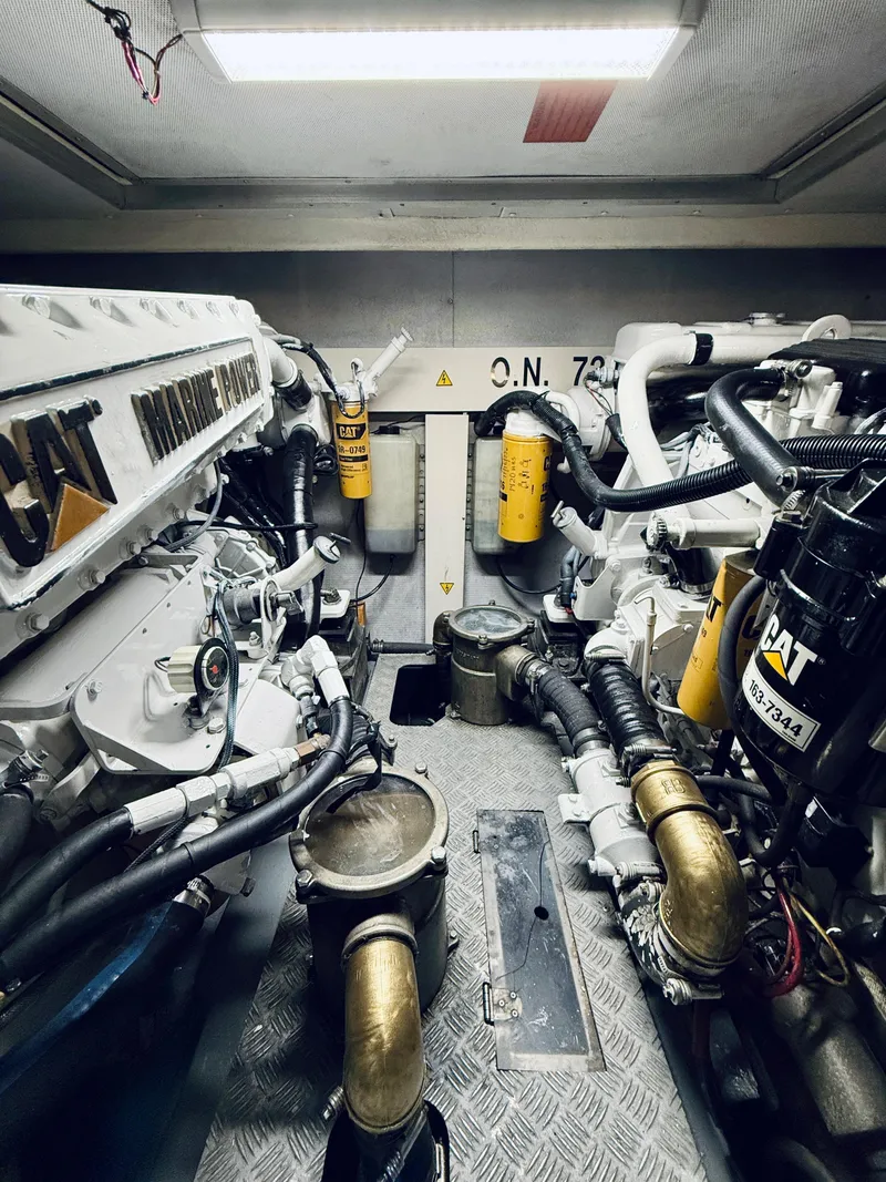 Slide: The Image of Azimut 55 2002 - 65