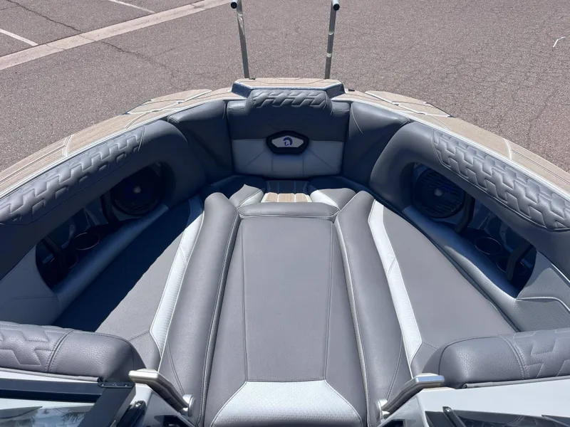 Slide: The Image of Centurion Ri245 2025 - 11