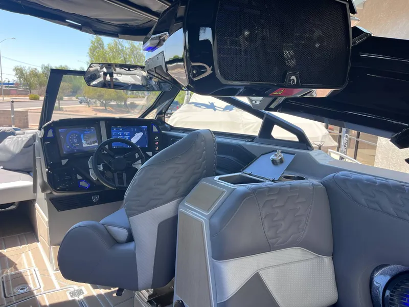 Slide: The Image of Centurion Ri245 2025 - 9