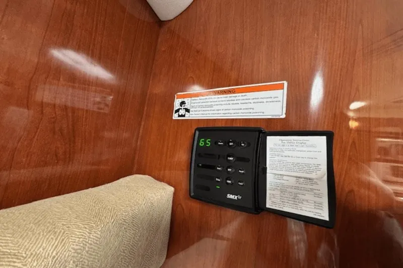 Slide: The Image of Sea Ray 340 Sundancer 2006 - 14