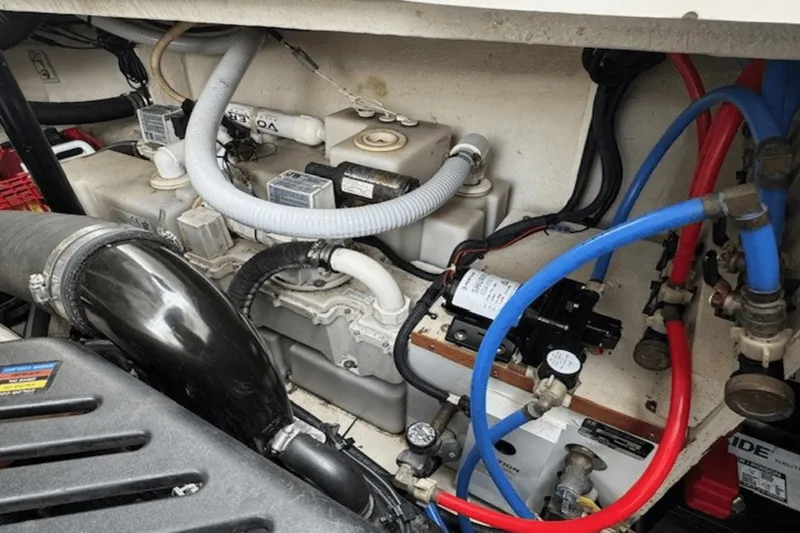 Slide: The Image of Sea Ray 340 Sundancer 2006 - 26