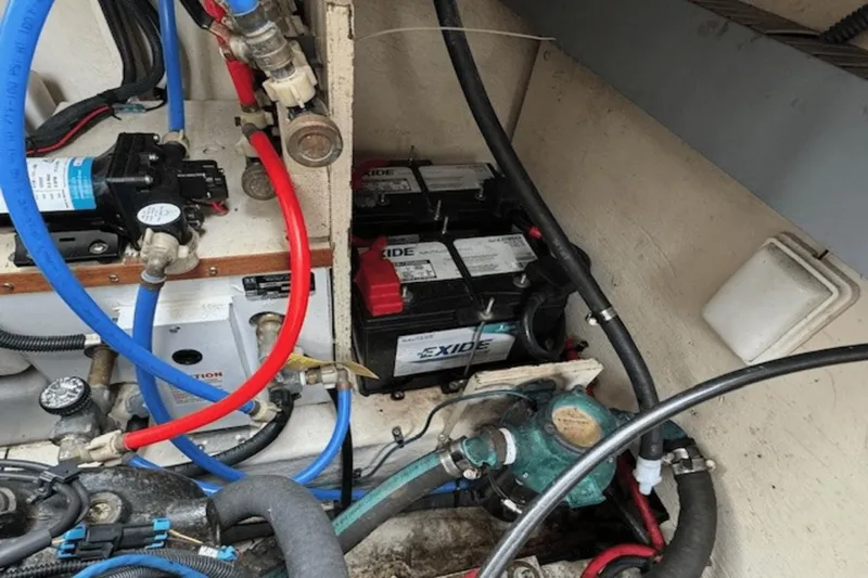 Slide: The Image of Sea Ray 340 Sundancer 2006 - 27