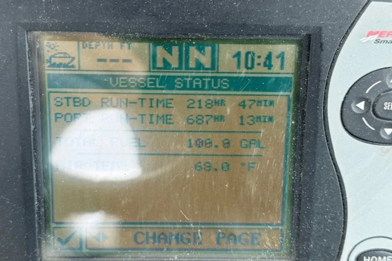 Slide: The Image of Sea Ray 340 Sundancer 2006 - 33