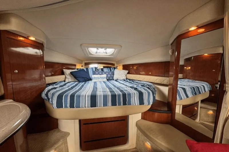 Slide: The Image of Sea Ray 340 Sundancer 2006 - 4