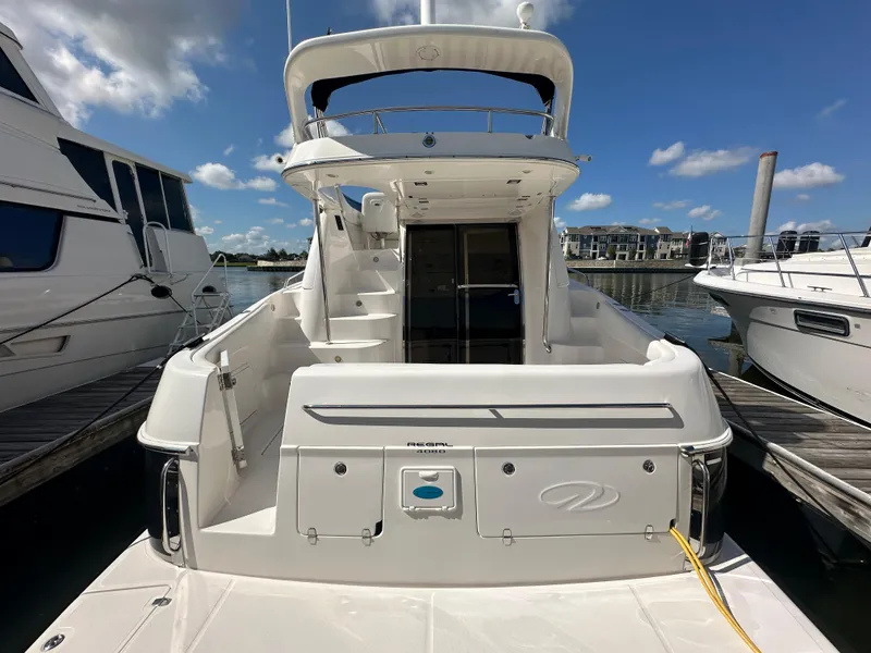 Slide: The Image of Regal 4080 Flybridge Sedan 2007 with ocean view. - 16