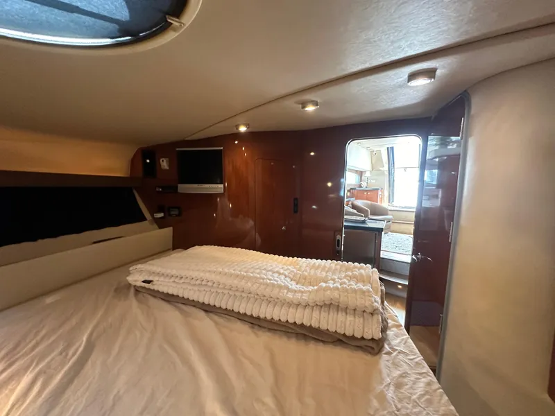 Slide: The Image of Luxurious bathroom in 2007 Regal 4080 Flybridge Sedan yacht. - 52