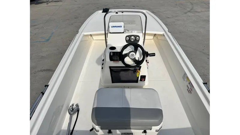 Slide: The Image of Mako Pro Skiff 19 CC 2019 - 5