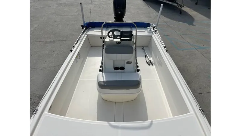 Slide: The Image of Mako Pro Skiff 19 CC 2019 - 8