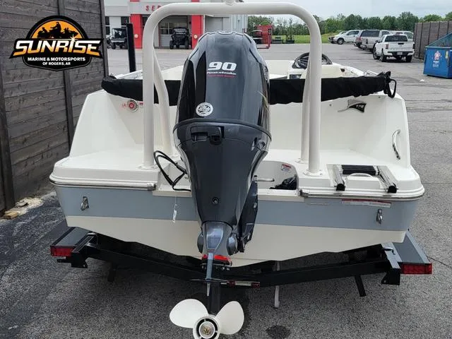 Slide: The Image of Stingray 172SC 2023 - 20