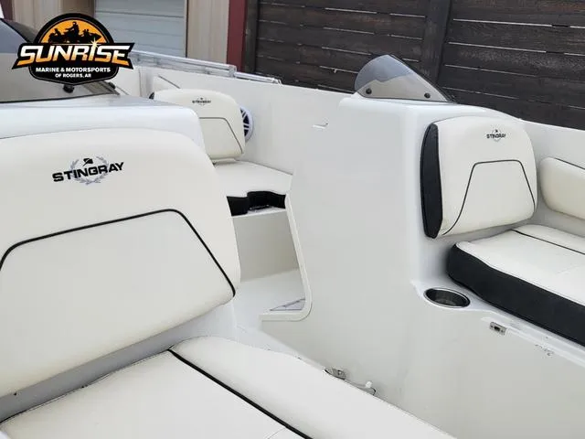 Slide: The Image of Stingray 172SC 2023 - 8