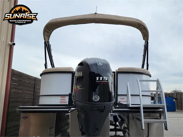 Slide: The Image of 2024 SunCatcher Select 320RCX pontoon boat with Yamaha 115 engine, rear view. - 20