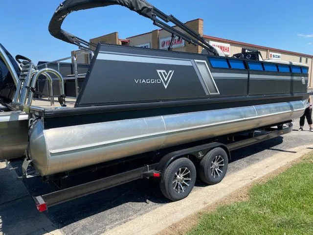 Slide: The Image of 2022 Viaggio Lago S L25S pontoon boat at Sunrise Marine dealership. - 11