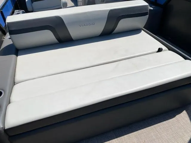 Slide: The Image of 2022 Viaggio Lago S L25S pontoon boat on trailer at Sunrise Marine. - 4