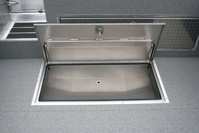 Slide: The Image of Thunder Jet Alexis OS 23' 2025 - 13