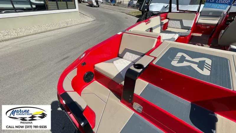 Slide: The Image of Heyday Wake Boats H20 2024 - 7