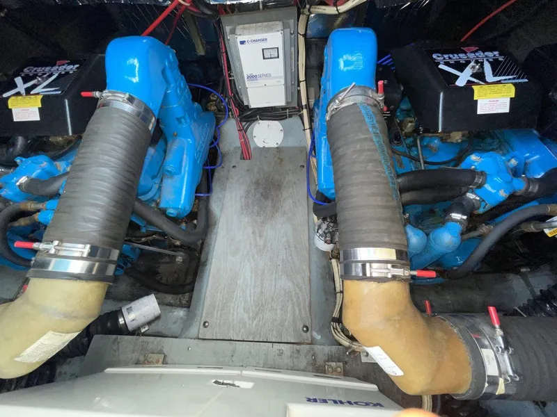 Slide: The Image of Carver Yachts 380 Santego 1995 - 54