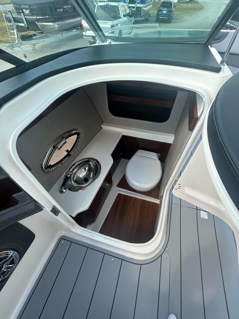 Slide: The Image of Chaparral 307 SSX 2025 - 9