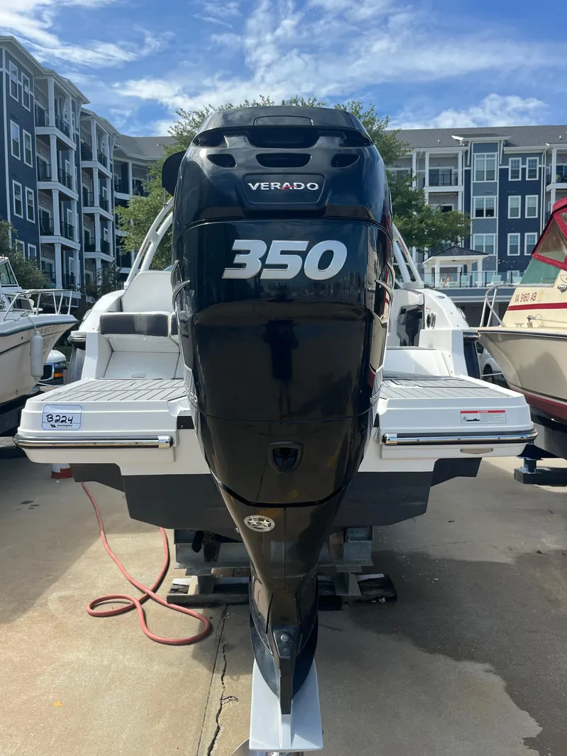 Slide: The Image of Monterey 275SS 2020 - 4