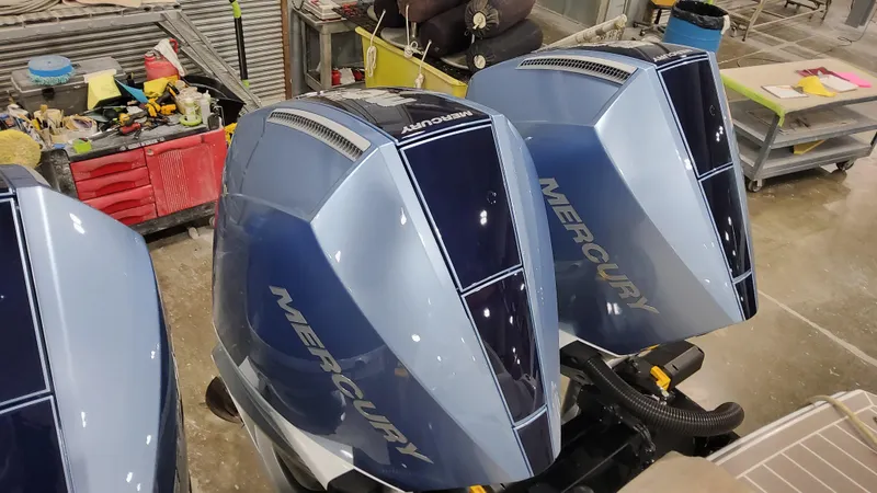 Slide: The Image of Formula 330 Crossover Bowrider OB 2025 - 73