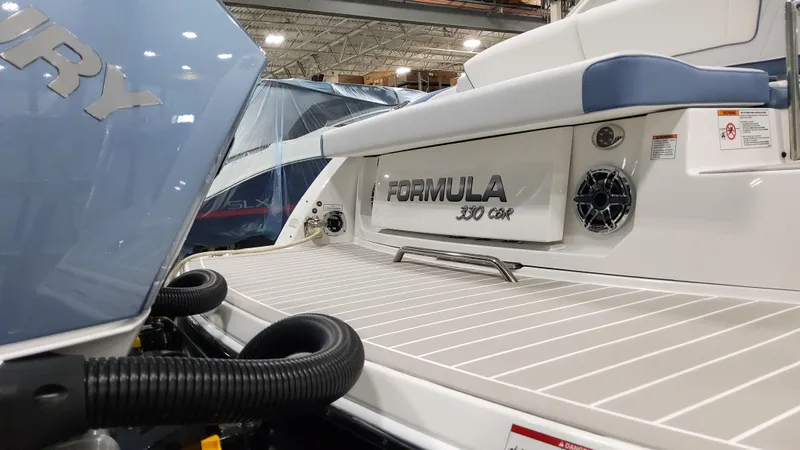 Slide: The Image of Formula 330 Crossover Bowrider OB 2025 - 79