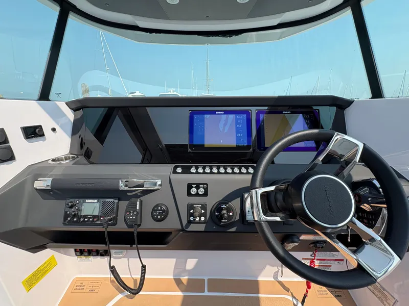 Slide: The Image of Axopar 29 XC Cross Cabin 2025 - 54