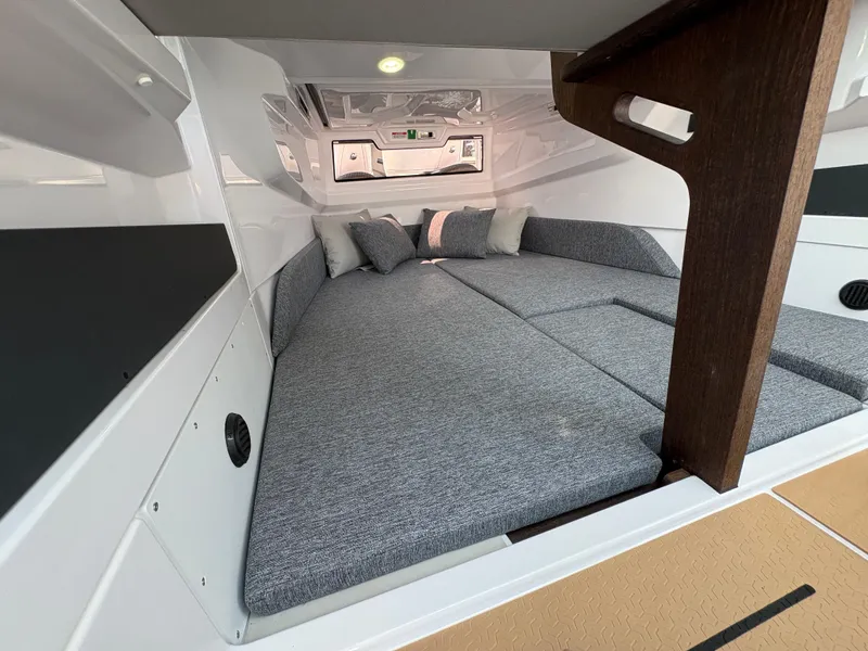 Slide: The Image of Axopar 29 XC Cross Cabin 2025 - 59