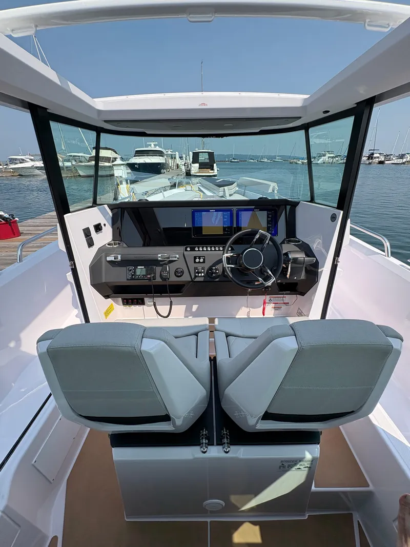 Slide: The Image of Axopar 29 XC Cross Cabin 2025 - 64