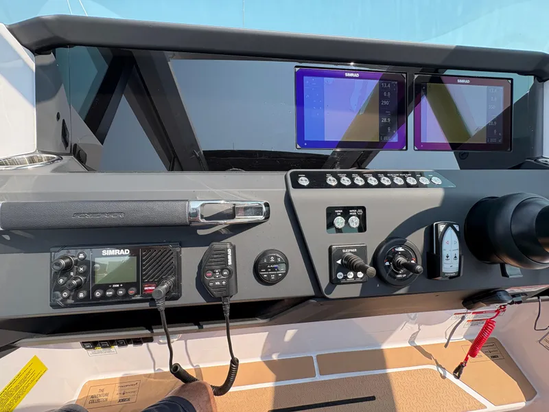 Slide: The Image of Axopar 29 XC Cross Cabin 2025 - 70