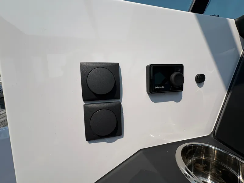 Slide: The Image of Axopar 29 XC Cross Cabin 2025 - 75