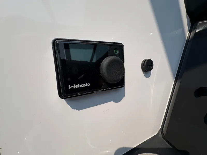 Slide: The Image of Axopar 29 XC Cross Cabin 2025 - 76