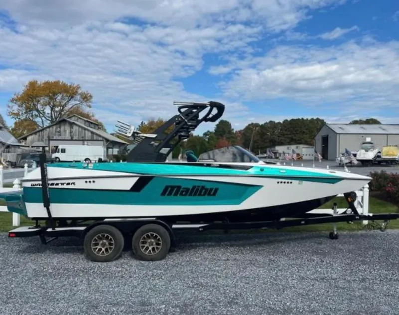 The Image of Malibu Wakesetter 23 MXZ 2020 - 0