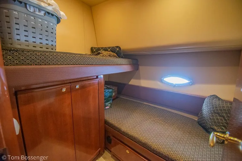 Slide: The Image of Meridian 580 Pilothouse 2008 - 52