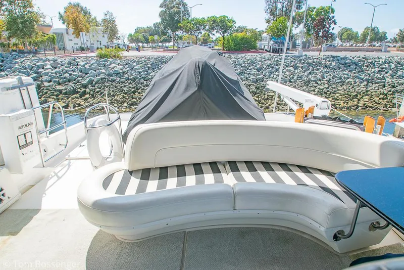 Slide: The Image of Meridian 580 Pilothouse 2008 - 66