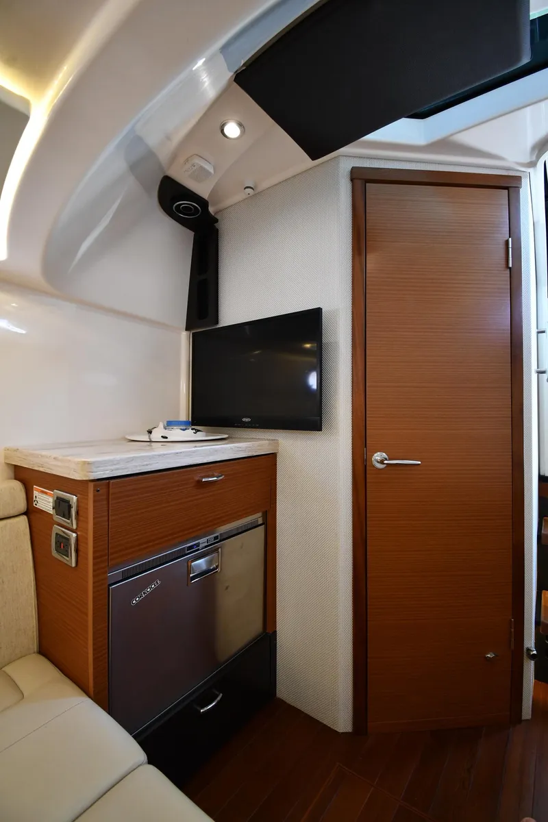 Slide: The Image of Pursuit S 408 Sport 2019 - 65