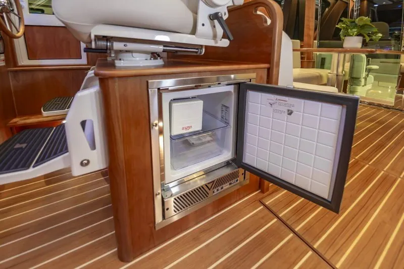 Slide: The Image of Open fridge in Sabre 43 Salon Express 2026. - 29