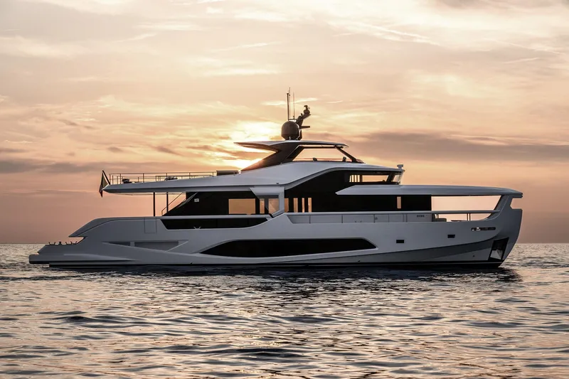 The Image of Ferretti Infynito 80 2025 - 0
