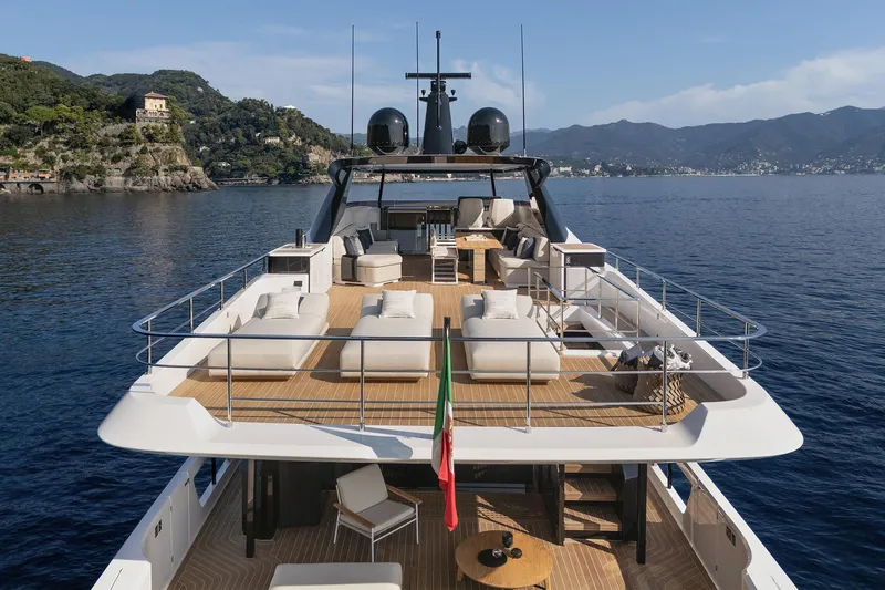 Slide: The Image of Ferretti Yachts Infynito 80 2025 - 2