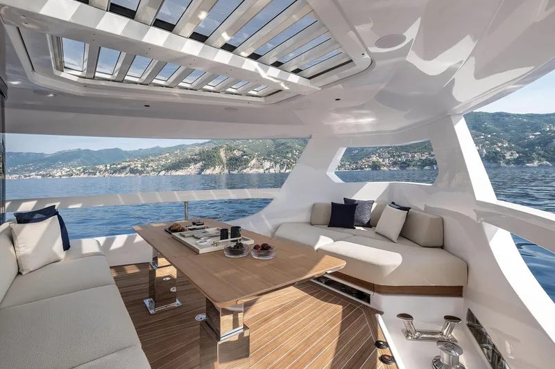 Slide: The Image of Ferretti Yachts Infynito 80 2025 - 7