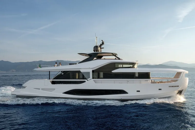 Slide: The Image of Ferretti Yachts Infynito 80 2025 - 9