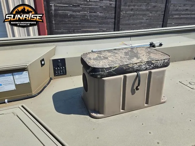 Slide: The Image of G3 Gator Tough 16 FL 2024 - 8