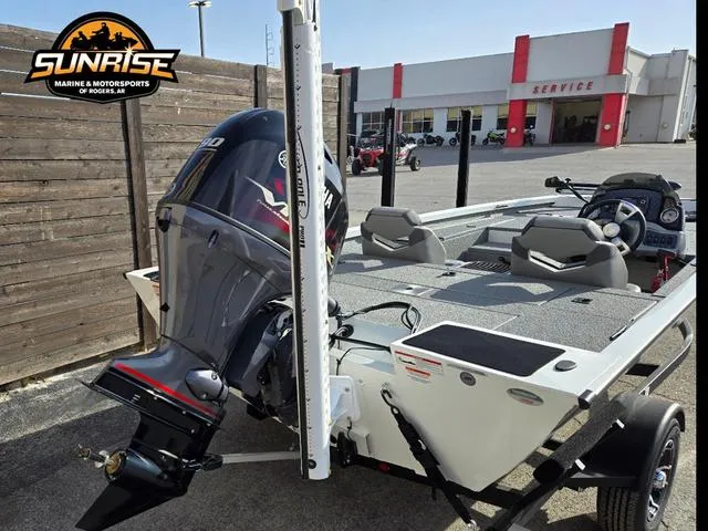 Slide: The Image of G3 Sportsman 1710 PFX 2024 - 22