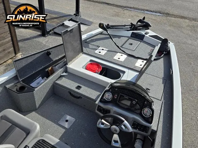 Slide: The Image of G3 Sportsman 1710 PFX 2024 - 9