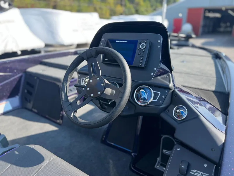 Slide: The Image of Skeeter ZX 200 2025 - 21